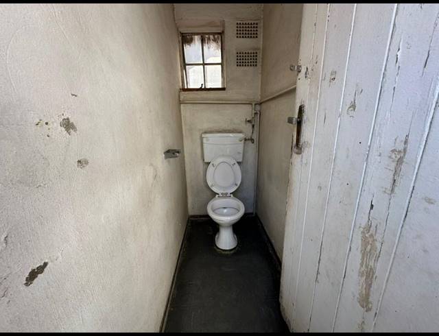 BUSINESS FOR SALE IN GERMISTON CENTRAL